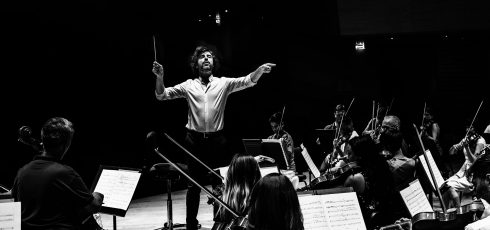 Direttore: Alessandro Cadario, pianoforti: Valentina Gabrieli, Loris Bonetti<br>Prova aperta per le scuole