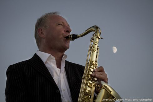 Direttore e sassofono: Federico Mondelci