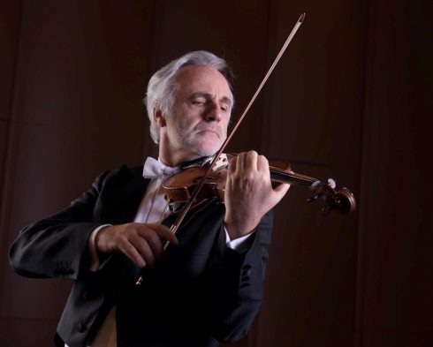 Rainer Honeck primo violino per i Wiener Philharmoniker ospite dei Pomeriggi Musicali con il suo Stradivari